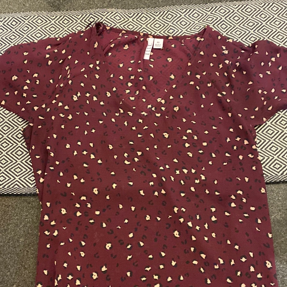 Elle purple leopard blouse